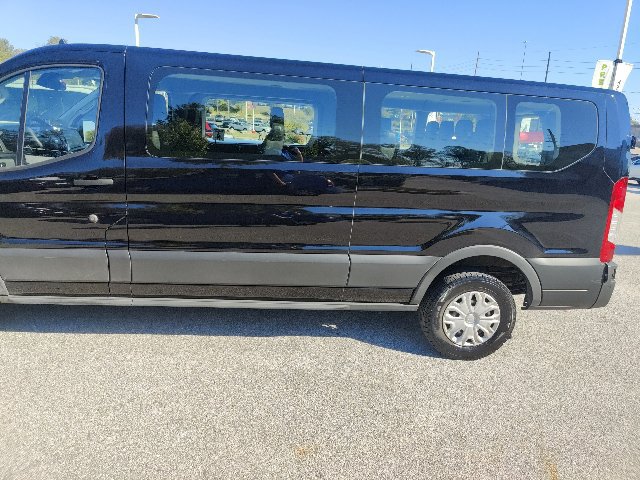 Used 2023 Ford Transit 350 XLT RWD image 7