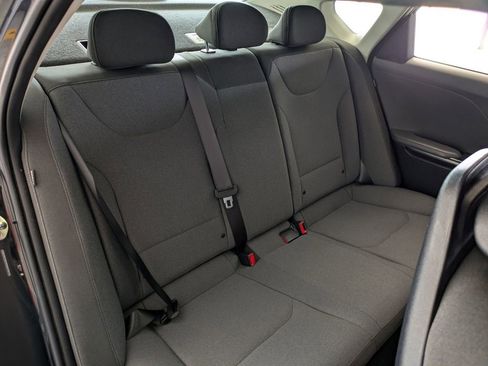 Used 2025 Kia K4 FWD image 27