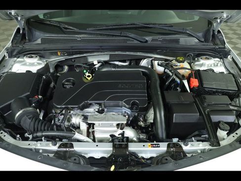 Used 2022 Chevrolet Malibu RS FWD image 18