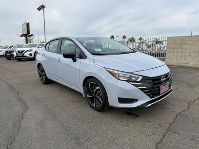 New 2025 Nissan Versa SR w/ Trunk Package