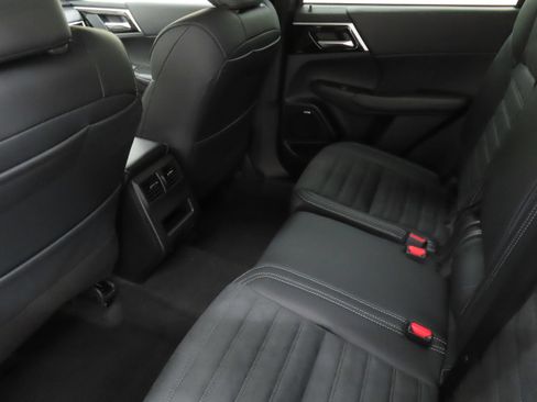 New 2026 Mitsubishi Outlander SE FWD image 21