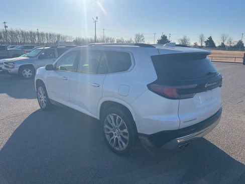 Used 2025 GMC Acadia Denali w/ Super Cruise Package image 5