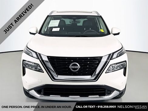 Certified 2023 Nissan Rogue Platinum w/ Platinum Premium Package image 2