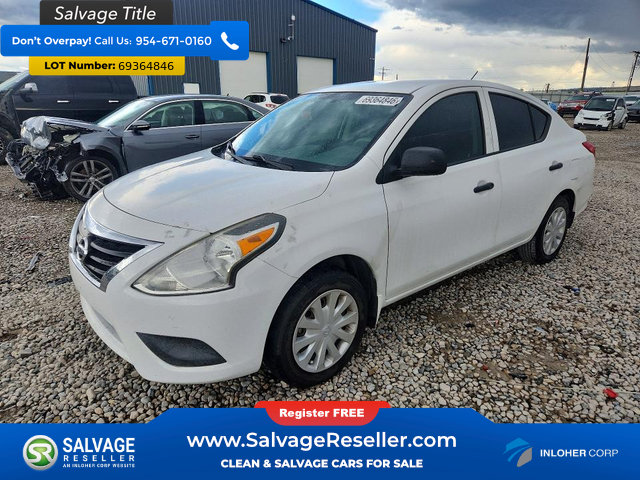 Used 2015 Nissan Versa S FWD image 1