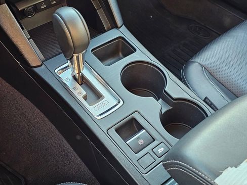 Used 2015 Subaru Legacy 3.6R Limited image 19