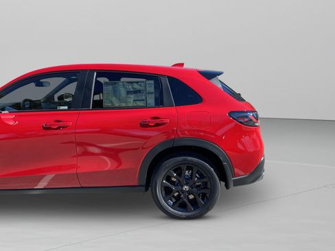 Used 2023 Honda HR-V Sport image 28