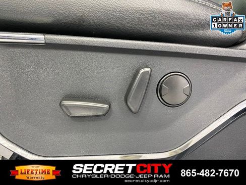 Used 2023 Ford F150 Lariat AWD/4WD image 13