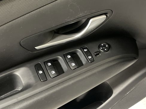 Used 2024 Hyundai Tucson Blue AWD/4WD image 10