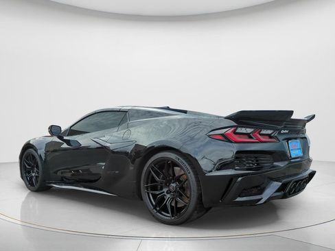 Used 2024 Chevrolet Corvette Z06 w/ Stealth Interior Trim Package RWD image 7