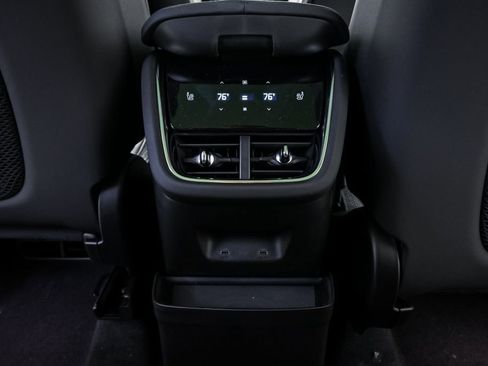 New 2026 Volvo EX90 Ultra AWD/4WD image 19