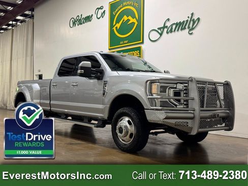 Used 2022 Ford F350 Lariat w/ Lariat Ultimate Package AWD/4WD image 1