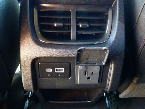 Used 2019 Chevrolet Blazer RS image 8