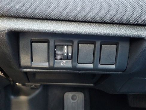 Certified 2025 Subaru Outback image 18