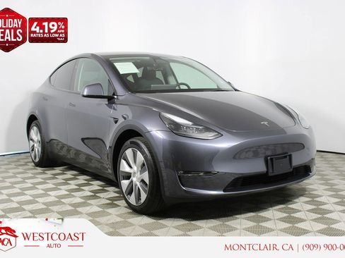 Used 2023 Tesla Model Y Long Range image 1