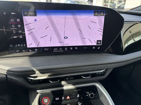 Used 2025 Audi SQ5 Premium Plus image 17