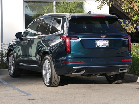 New 2025 Cadillac XT6 Premium Luxury image 3