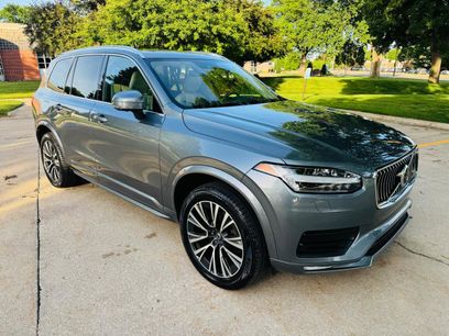 Used 2020 Volvo XC90 T6 Momentum w/ Protection Package Premier