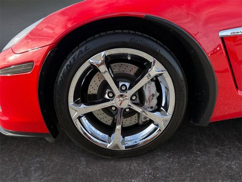 Used 2011 Chevrolet Corvette Grand Sport w/ Preferred Equipment Group image 9