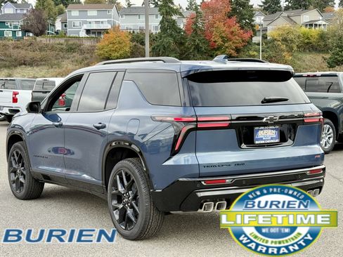 New 2026 Chevrolet Traverse RS image 3
