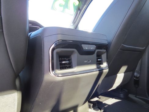 Certified 2023 GMC Sierra 1500 AT4 w/ Technology Package image 19