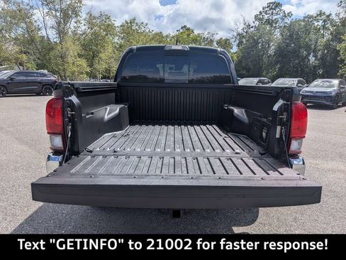 Used 2019 Toyota Tacoma TRD Off-Road AWD/4WD image 15