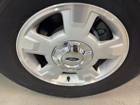 Used 2014 Ford F150 XLT w/ Equipment Group 301A Mid image 32