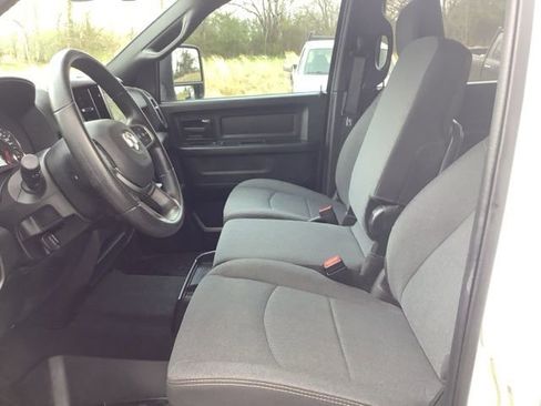 Used 2024 RAM 3500 Tradesman w/ Chrome Appearance Group image 33