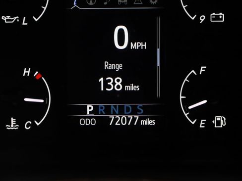 Used 2021 Toyota Sequoia Platinum image 38