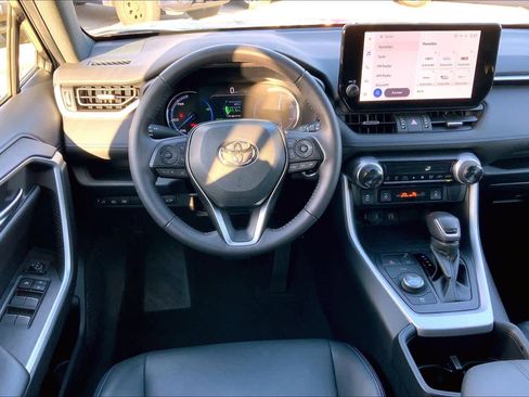 Used 2023 Toyota RAV4 XSE image 6