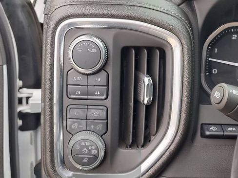 Used 2022 GMC Sierra 3500 Denali w/ Denali Ultimate Package AWD/4WD image 23