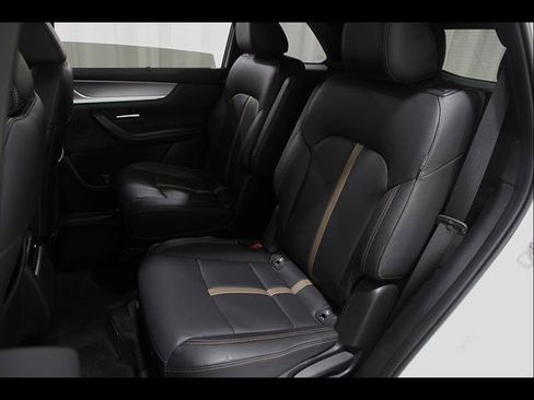 Certified 2024 MAZDA CX-90 3.3 Turbo S w/ Premium Package AWD/4WD image 19
