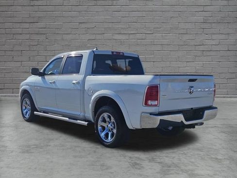 Used 2016 RAM 1500 Laramie w/ Convenience Group AWD/4WD image 3