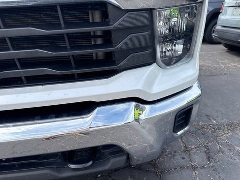 Used 2024 Chevrolet Silverado 2500 LT AWD/4WD image 7