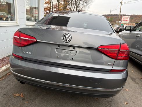 Used 2016 Volkswagen Passat 1.8T S image 7