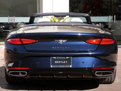 New 2026 Bentley Continental GTC image 8