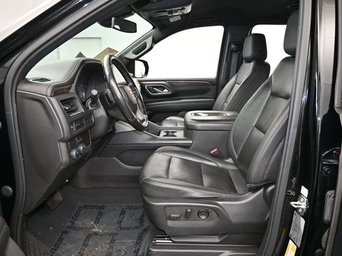 Used 2021 Chevrolet Suburban LT image 11