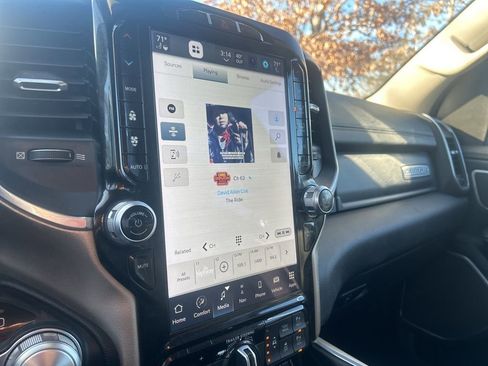 Used 2022 RAM 1500 Laramie image 15