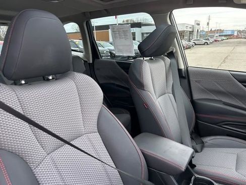 Used 2022 Subaru Forester Sport image 32
