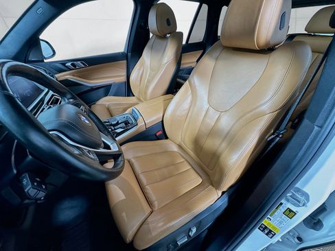 Used 2021 BMW X5 xDrive40i w/ Premium Package image 15