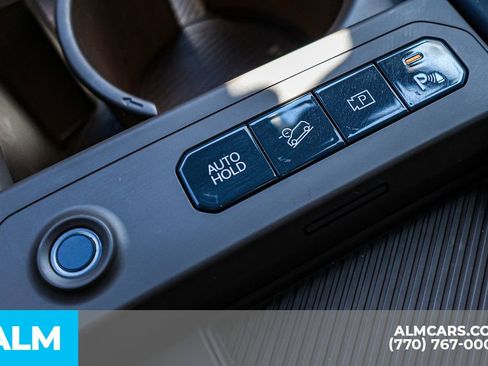 Used 2024 Kia EV9 Land image 51