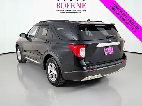 Used 2023 Ford Explorer XLT w/ Equipment Group 202A image 5