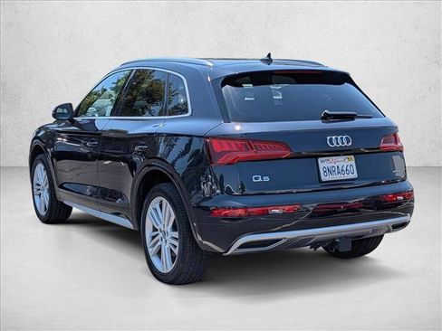 Used 2020 Audi Q5 2.0T Premium Plus w/ Premium Plus Package AWD/4WD image 8
