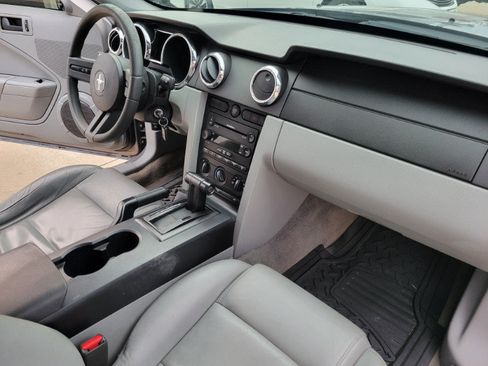 Used 2007 Ford Mustang Coupe RWD image 14