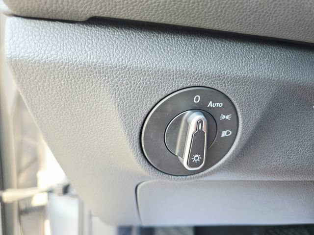 Used 2025 Volkswagen Jetta S FWD image 25
