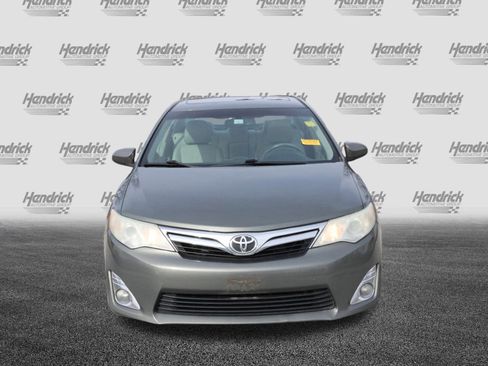 Used 2012 Toyota Camry XLE image 3