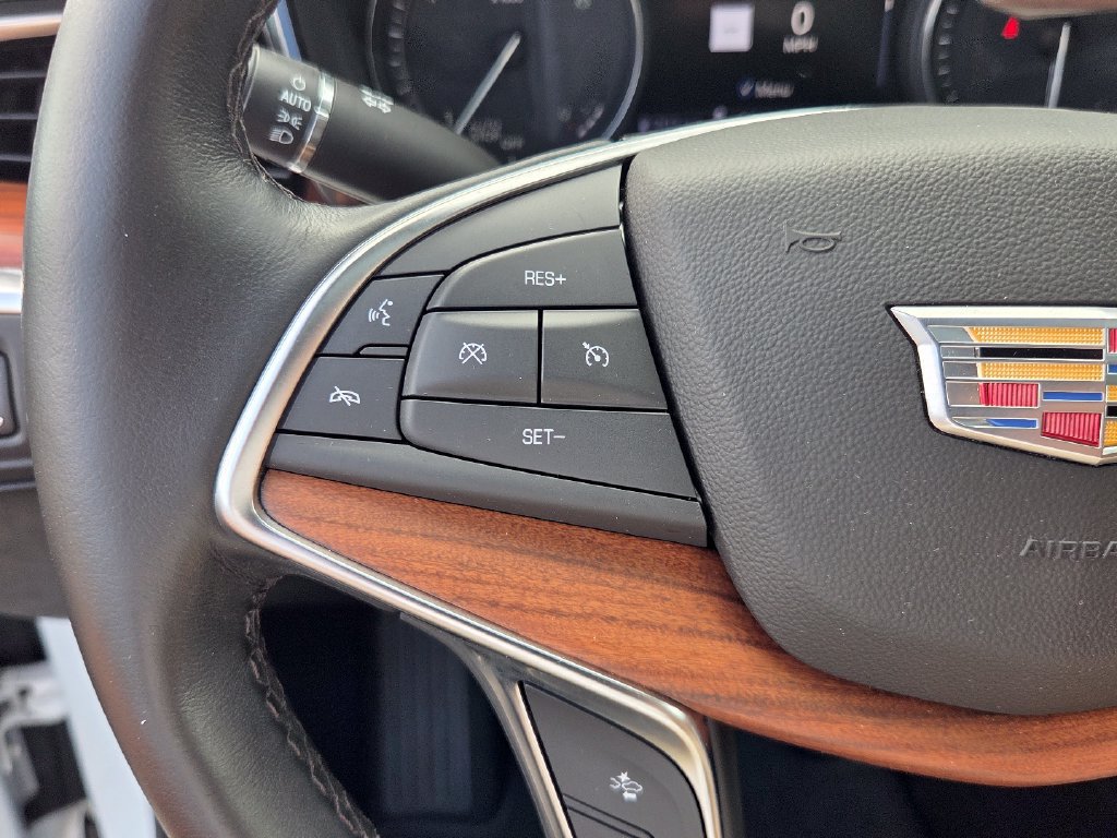 Used 2024 Cadillac XT5 Premium Luxury w/ Technology Package AWD/4WD image 22