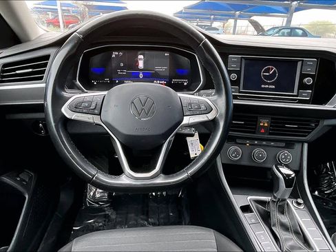 Used 2024 Volkswagen Jetta S image 6