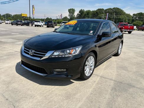 Used 2015 Honda Accord EX-L image 2
