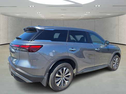 Used 2025 INFINITI QX60 Pure image 4