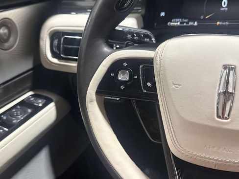 Certified 2023 Lincoln Aviator Black Label w/ Class IV Trailer Tow Package AWD/4WD image 20